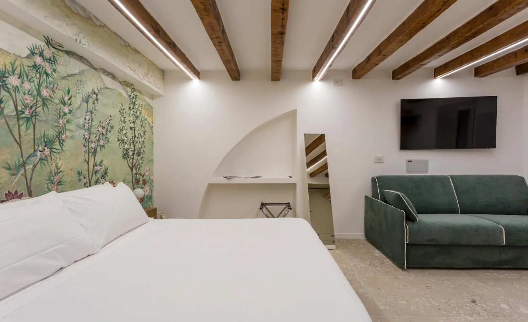 Moscova Luxury B&B Milan Italy