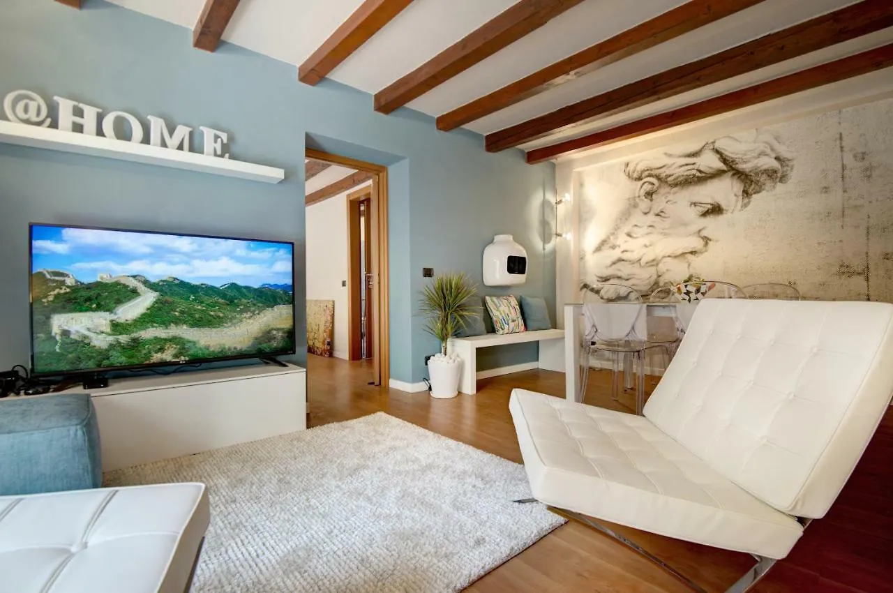 ** Bed & Breakfast Moscova Luxury B&B Milan Italy
